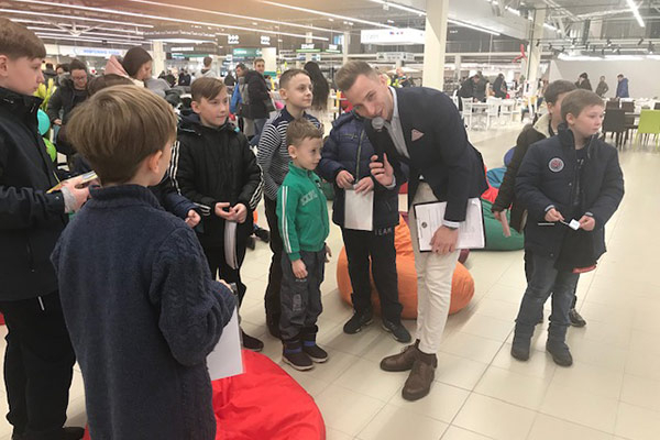 фотоотчёт открытия ТЦ Яркогой 9